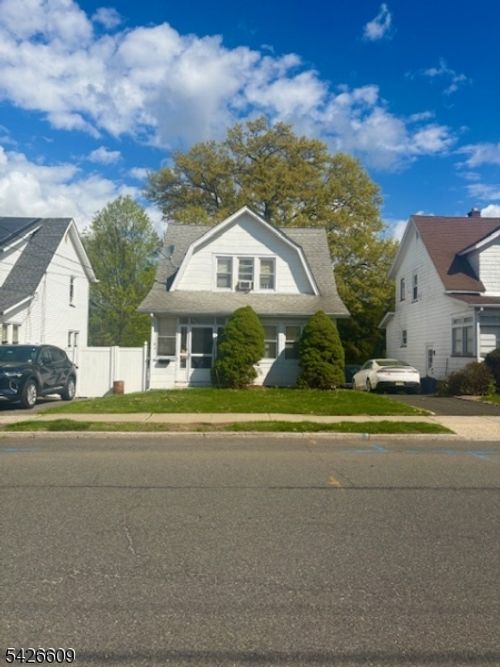 382 Crawford Ter, Union, NJ, 07083-7330 | Card Image