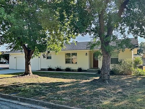 3900 Ruth Rd, Richland Hills, TX, 76118-5233 | Card Image