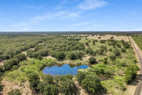 5637 Jeddo Rd, Waelder, TX, 78959-5112 | Card Image