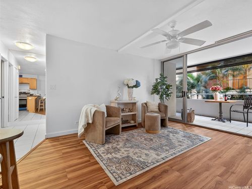 apt-207-430 Kaiolu St, Honolulu, HI, 96815-2228 | Card Image