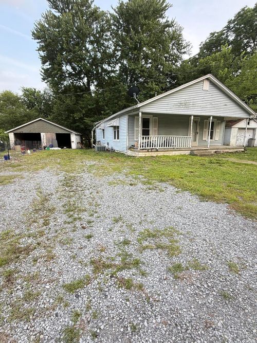 203 Gilbert St, Hazel, KY, 42049-8700 | Card Image