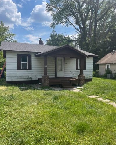 3006 E Harrison Avenue, House other with 2 bedrooms, 1 bathrooms and null parking in Decatur IL | Image 3