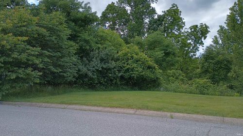 5048 & 5052 W September Drive, Bloomington, IN, 47404 | Card Image