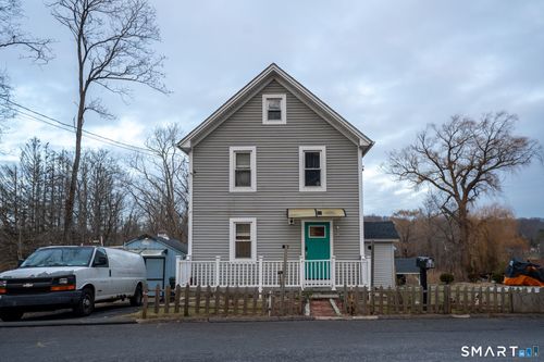 26 Mountainville Rd, Danbury, CT, 06810-8435 | Card Image