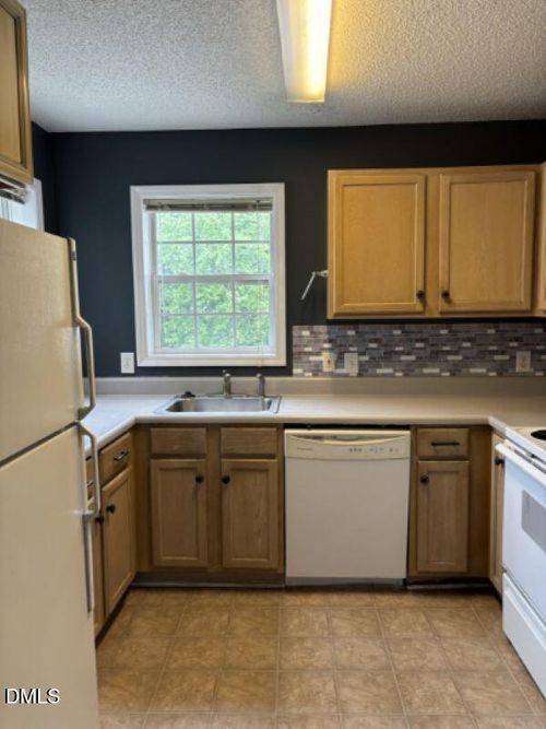 apt-304-2000 University Woods Rd, Raleigh, NC, 27603-6097 | Card Image