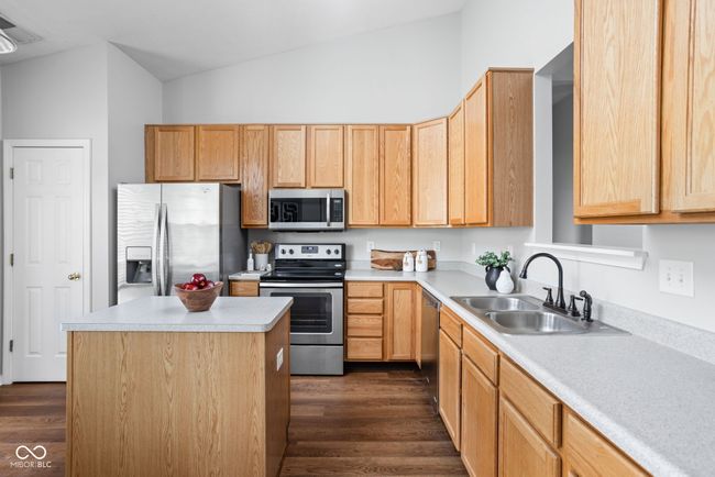 6537 Amherst Way, House other with 3 bedrooms, 2 bathrooms and null parking in Zionsville IN | Image 14