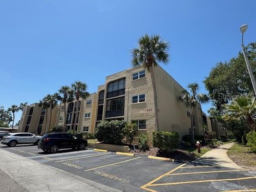 319-11485 Oakhurst Rd, LARGO, FL, 33774-3959 | Card Image