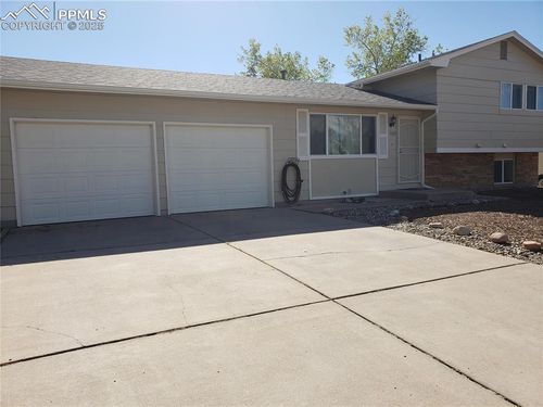 7335 Grand Valley Dr, Colorado Springs, CO, 80911-9319 | Card Image