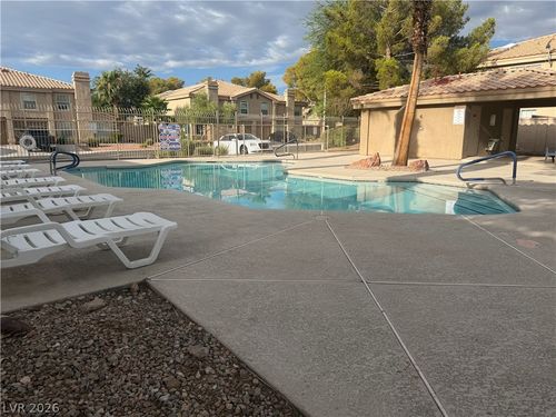 2836 Lone Cliff Dr, Henderson, NV, 89074-7062 | Card Image
