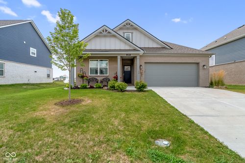 1399 Foxtail Ln, Greenwood, IN, 46143-6086 | Card Image