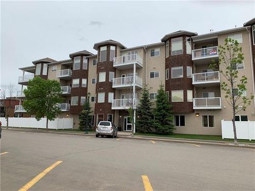 310-10212 101 St, Lac La Biche, AB, T0A3Z0 | Card Image