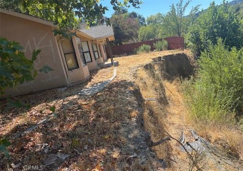 1210 San Ramon Rd, Atascadero, CA, 93422-1301 | Card Image