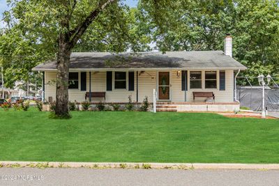 1048 Dune Avenue, House other with 3 bedrooms, 1 bathrooms and null parking in Manahawkin NJ | Image 1