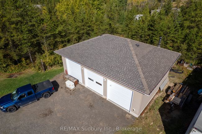 2950 Radar Rd, House other with 4 bedrooms, 3 bathrooms and 20 parking in Garson ON | Image 33