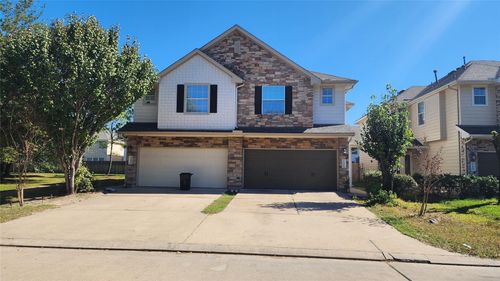 11428 Hackmatack Way, Houston, TX, 77066-1060 | Card Image