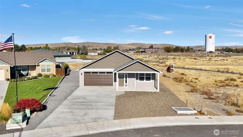 21 Parkside Loop, Ephrata, WA, 98823-9493 | Card Image