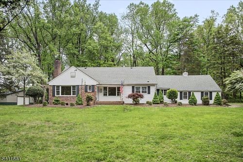 9 Dogwood Dr, Annandale, NJ, 08801-3101 | Card Image