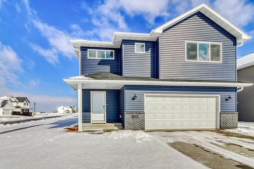1154 60th Avenue W, West Fargo, ND, 58078 | Card Image