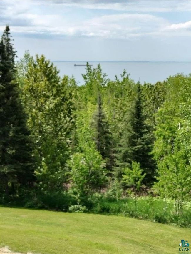1928 Loop Rd, House other with 3 bedrooms, 4 bathrooms and null parking in Two Harbors MN | Image 29