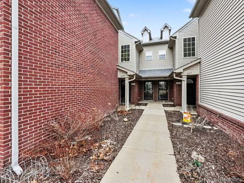 1577 Addington Ln, Ann Arbor, MI, 48108-8955 | Card Image