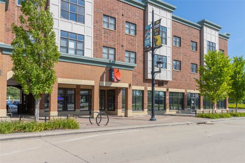 140-843 Quarry Rd, Coralville, IA, 52241-2211 | Card Image