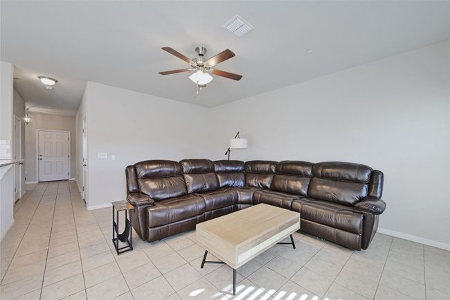 1409 Bedlington Ln, Condo with 3 bedrooms, 3 bathrooms and 2 parking in Austin TX | Image 8