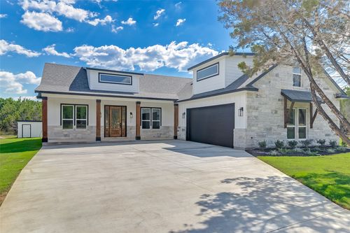179 Rosebud Ranch Rd, Bertram, TX, 78605-2042 | Card Image