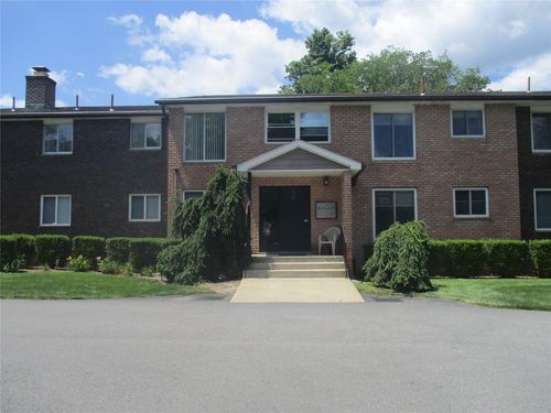 unit-4-2 Barnett Dr, Monroe, NY, 10950-3917 | Card Image
