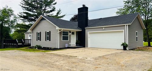 851 Township Road 421 Se, New Lexington, OH, 43764-9642 | Card Image