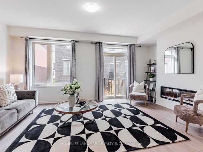 25 Origin Way, House attached with 4 bedrooms, 3 bathrooms and 1 parking in Maple ON | Image 4