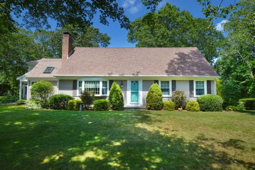 1 Surrey Ln, Sandwich, MA, 02563-2819 | Card Image
