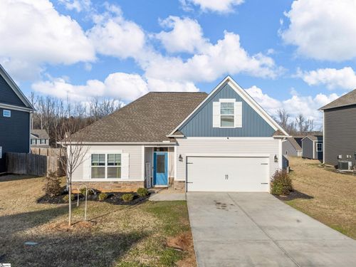 642 Grantleigh Dr, Duncan, SC, 29334-8120 | Card Image