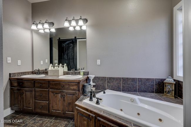 917 Monroe Cir, House other with 4 bedrooms, 3 bathrooms and null parking in Carl Junction MO | Image 25