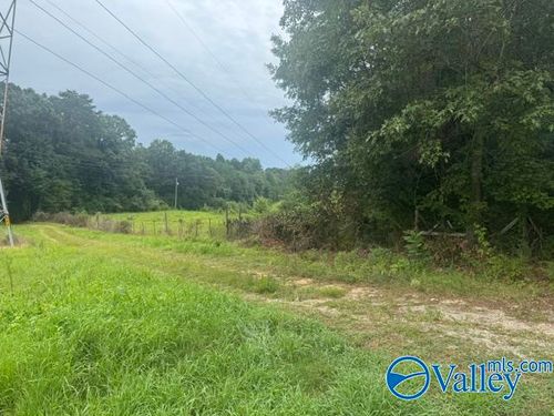 196 County Road 230, Hollywood, AL, 35752-7220 | Card Image