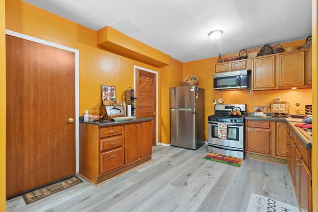 524 N 10 Th St, House other with 4 bedrooms, 2 bathrooms and null parking in Manitowoc WI | Image 11