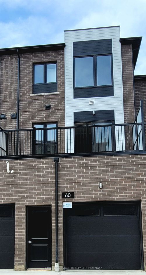 60 Kenesky Dr, Hamilton, ON, L8B0R4 | Card Image