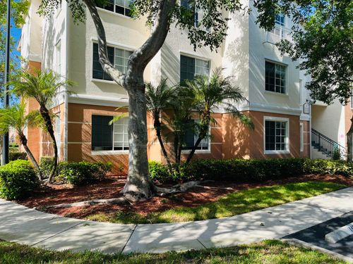 6101 Myrtlewood Cir W, Palm Beach Gardens, FL, 33418-6738 | Card Image