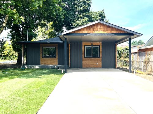 527 22nd St Ne, Salem, OR, 97301-4438 | Card Image