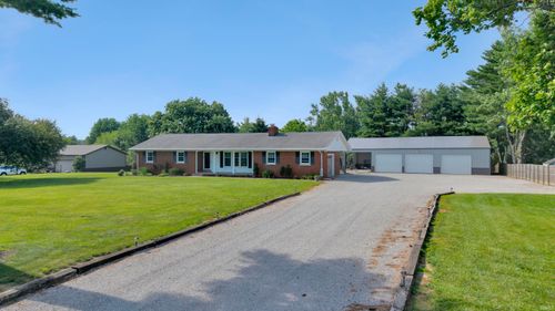 7688 Vann Rd, Newburgh, IN, 47630-9512 | Card Image