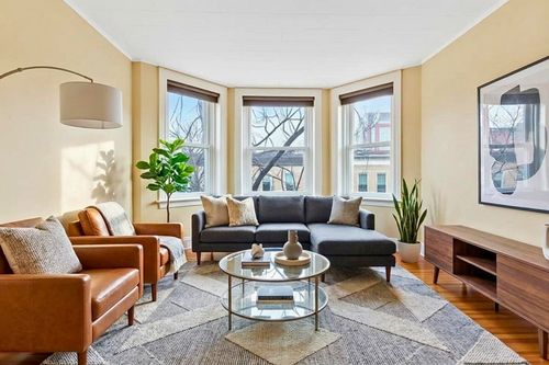 5-8 Euston St 8 Euston St U: 5, Brookline, MA, 02446 | Card Image