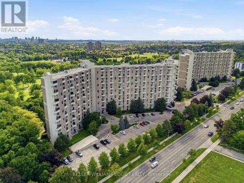 e37-288 Mill Road, Toronto (Markland Wood), ON, M9C4X7 | Card Image