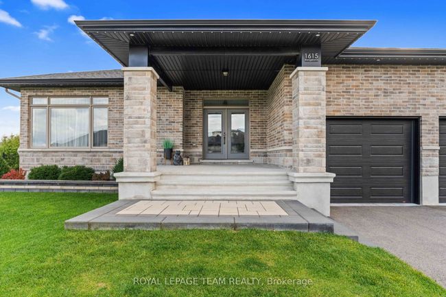 1615 Rangeland Avenue S, House other with 5 bedrooms, 3 bathrooms and 8 parking in Greely - Metcalfe - Osgoode - Vernon and Area ON | Image 4