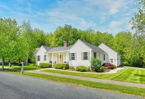 3 Newbury Ln, Keene, NH, 03431-5261 | Card Image