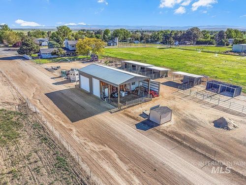 12195 S Hawk Haven Ave, Kuna, ID, 83634-2601 | Card Image