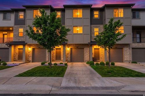 3-1940 S 200 W, Bountiful, UT, 84010-7554 | Card Image