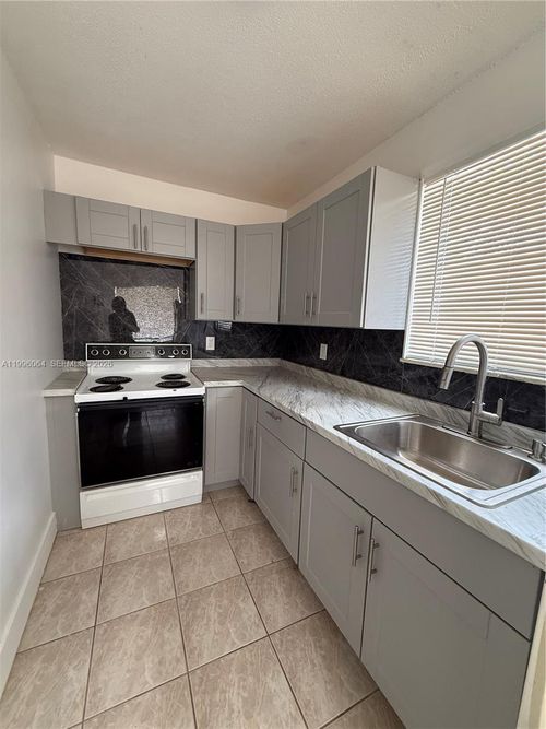 1-6071 Sw 33rd St, Miramar, FL, 33023 | Card Image