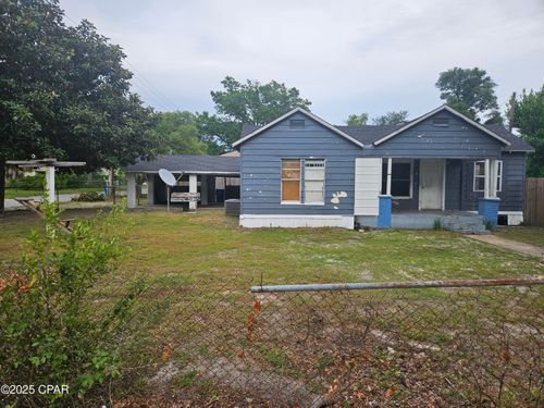 520 Maine Ave, Panama City, FL, 32401-4704 | Card Image