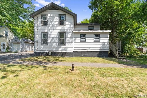 303 E Ellis St, East Syracuse, NY, 13057-2505 | Card Image