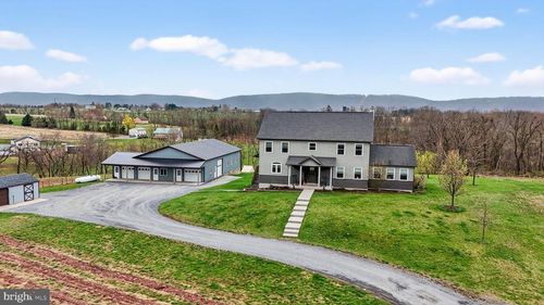 350 Middle Road, MILLERSBURG, PA, 17061 | Card Image