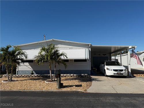 212 Cobblestone Ln, NORTH FORT MYERS, FL, 33917-3054 | Card Image